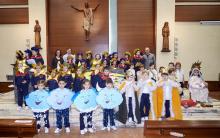 alumnos de infantil del colegio esclavas celebran la navidad con sus familias alumnos de infantil del colegio esclavas celebran la navidad con sus familias