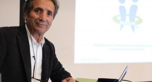 ormación del claustro del colegio Esclavas sobre el Programa TEI formación del claustro del colegio Esclavas sobre el Programa TEI